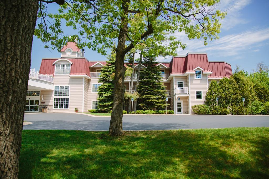 Bayshore Resort Traverse Stadt Exterior foto